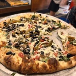 Lelulo's Pizzeria - Veggie pizza