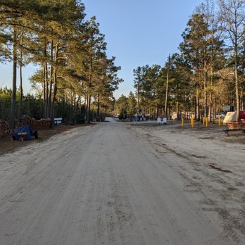 Pine Lake RV Resort & Campground - Driveway / entrance to Pine Lake RV Resort & Campground - Campgrounds Near Me - Wagram, North Carolina Pine Lake RV Resort & Campground - Driveway / entrance to Pine Lake RV Resort & Campground - Campgrounds Near Me - Wagram, North Carolina