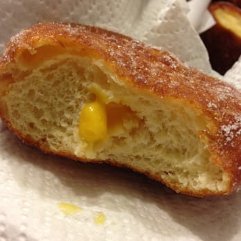 Leonard's Bakery - Mango filled - flavor of the month - Bakeries Near Me - Honolulu, Hawaii