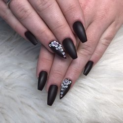 Tulip Nails