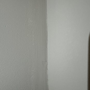 Henson Drywall - Corner is already cracking - Drywall Installation & Repair Near Me Henson Drywall - Corner is already cracking - Drywall Installation & Repair Near Me