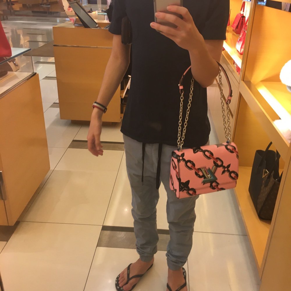 Louis Vuitton - Women's Clothing Near Me - Auckland, AUK Louis Vuitton - Women's Clothing Near Me - Auckland, AUK