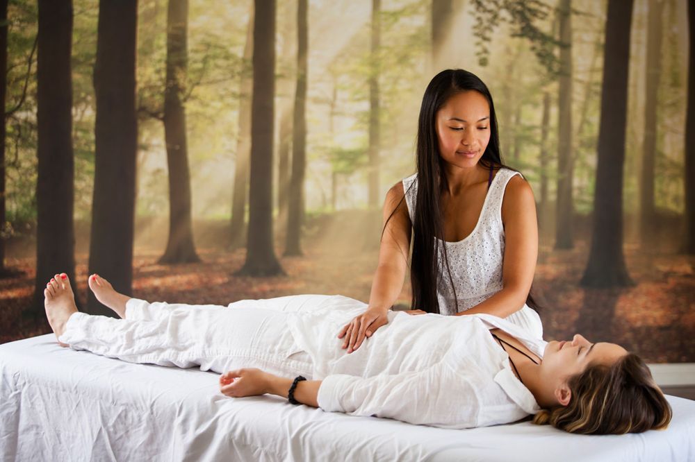 Healing With Chona Logo