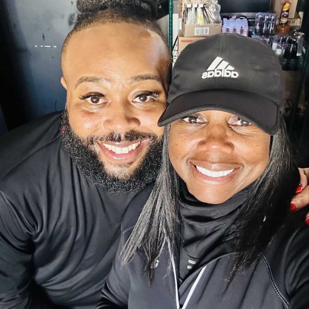 Augie’s Cafe - My waitor was amazing. I had to take a photo with him. - Cafes Near Me - Atlanta, Georgia