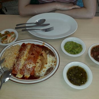 Los Burritos - Mexican Near Me - Tujunga, California Los Burritos - Mexican Near Me - Tujunga, California
