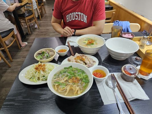 Bun Vit Thanh Da by null
