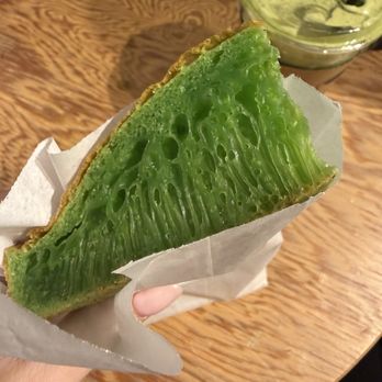 Anh Chi Em Bakery - Pandan Honeycomb Ricecake - Vietnamese Near Me - Honolulu, Hawaii Anh Chi Em Bakery - Pandan Honeycomb Ricecake - Vietnamese Near Me - Honolulu, Hawaii