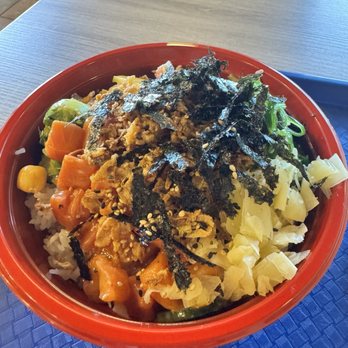 Wow Poki - Large bowl with white rice - Hawaiian Near Me - San Clemente, California
