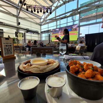 The Front Yard - Pretzel and cauliflower bites. - Beer Gardens Near Me - Las Vegas, Nevada The Front Yard - Pretzel and cauliflower bites. - Beer Gardens Near Me - Las Vegas, Nevada