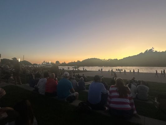 Grand Haven Musical Fountain by null