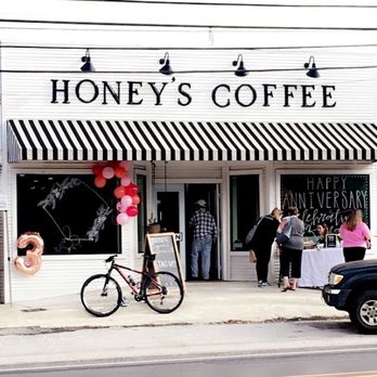 Honey's Coffee & Biscuits - Coffee & Tea Near Me - New Waverly, Texas