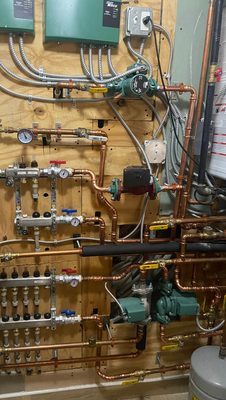 Wesley Pol Mechanical Corporation Logo