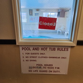 Econo Lodge - Hotels Near Me - La Junta, Colorado