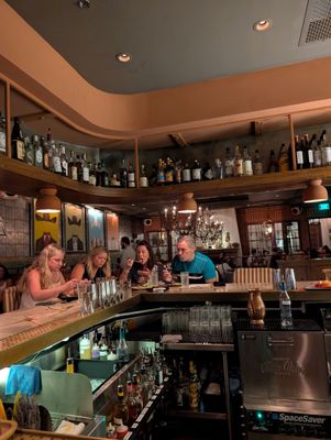 El Carlos Elegante by null El Carlos Elegante by null