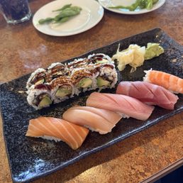 Eel and avocado roll, 4pc nigiri.