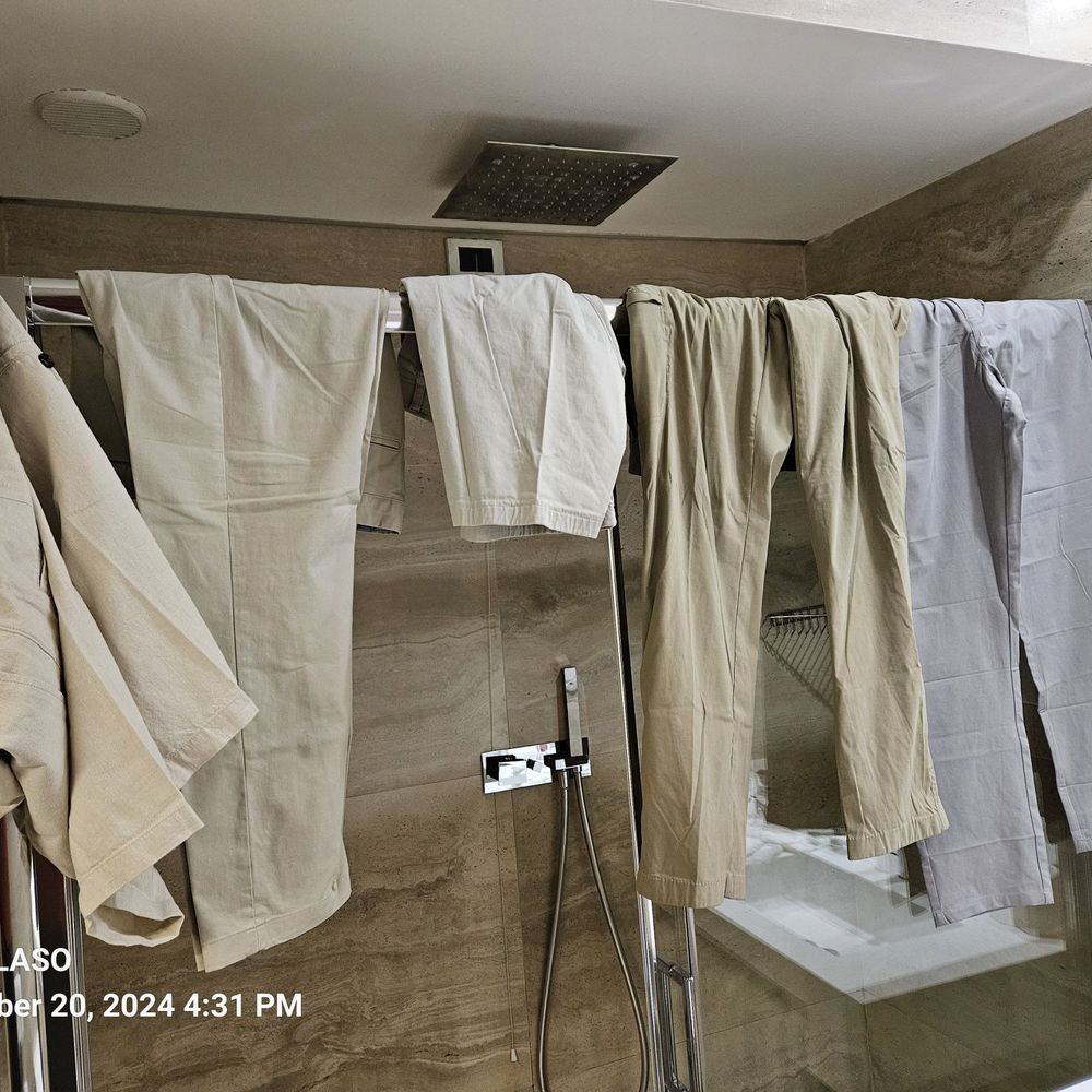 ITA Airways - More wet clothes trying to dry. Turns out all of my clothes were rowing because of the dye from the luggage - Airlines Near Me - Miami, Florida ITA Airways - More wet clothes trying to dry. Turns out all of my clothes were rowing because of the dye from the luggage - Airlines Near Me - Miami, Florida