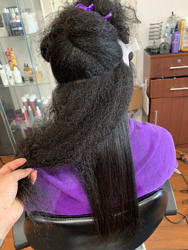 Angelica's Beauty Salon Image