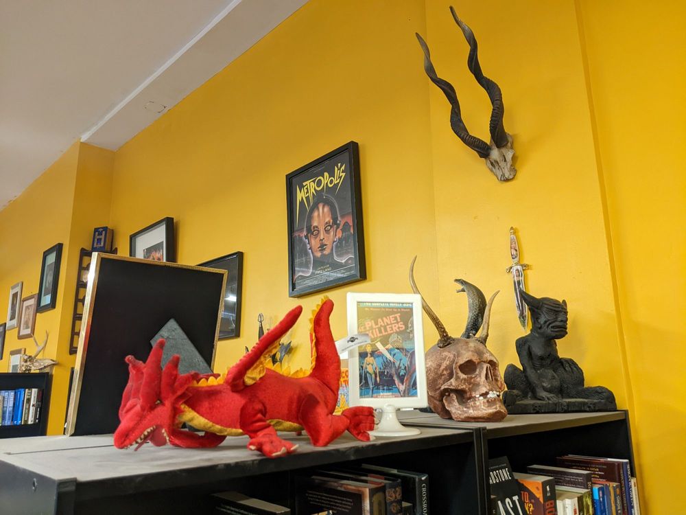 BUCKET O’BLOOD BOOKS & RECORDS 48 Photos & 32 Reviews 3182 N Elston