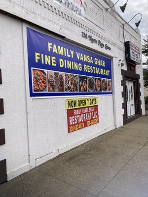Family Vansa Ghar Restaurant & Bar by null