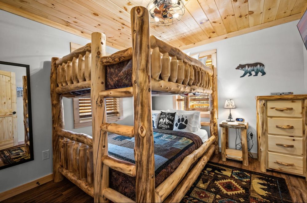 Slide of Canales Construction