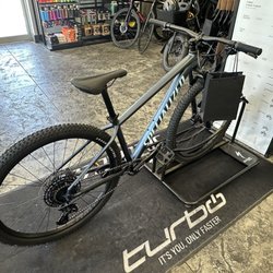 GHO Cycle House - Rockhopper Expert