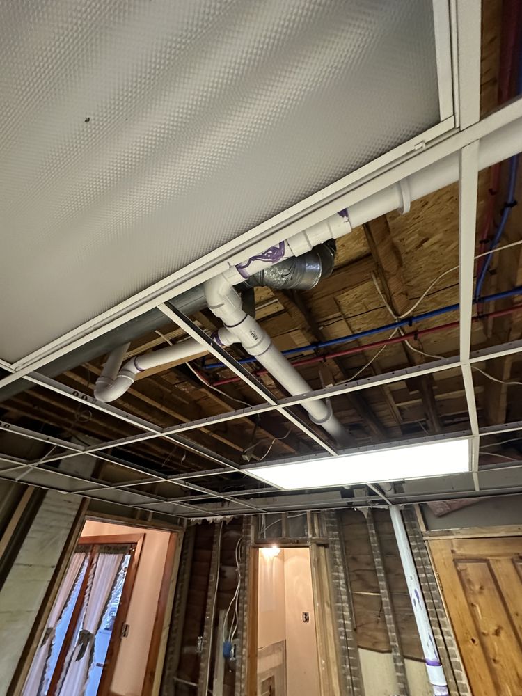 Slide of Leasher’s Home Solutions