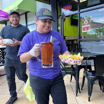 Flores Munchies - Shaved Ice Near Me - Rocklin, California