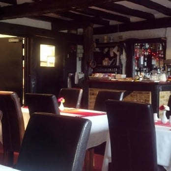 Union Inn - View from Dining Room into the beginning of the bar area. - Hotels Near Me - Windsor, WNM