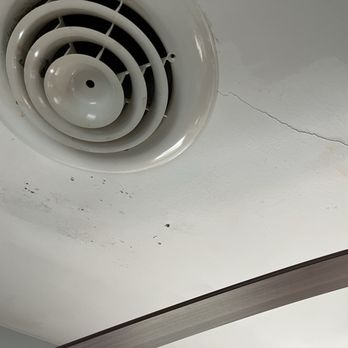Mandal's - Bedroom where bullnose was damaged and they were in there twice over months and it was dry - Roofing Near Me - Gulfport, Mississippi Mandal's - Bedroom where bullnose was damaged and they were in there twice over months and it was dry - Roofing Near Me - Gulfport, Mississippi