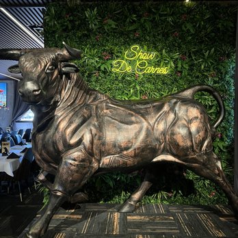 Show de Carnes - Bull inside - Steakhouses Near Me - Sausalito, California