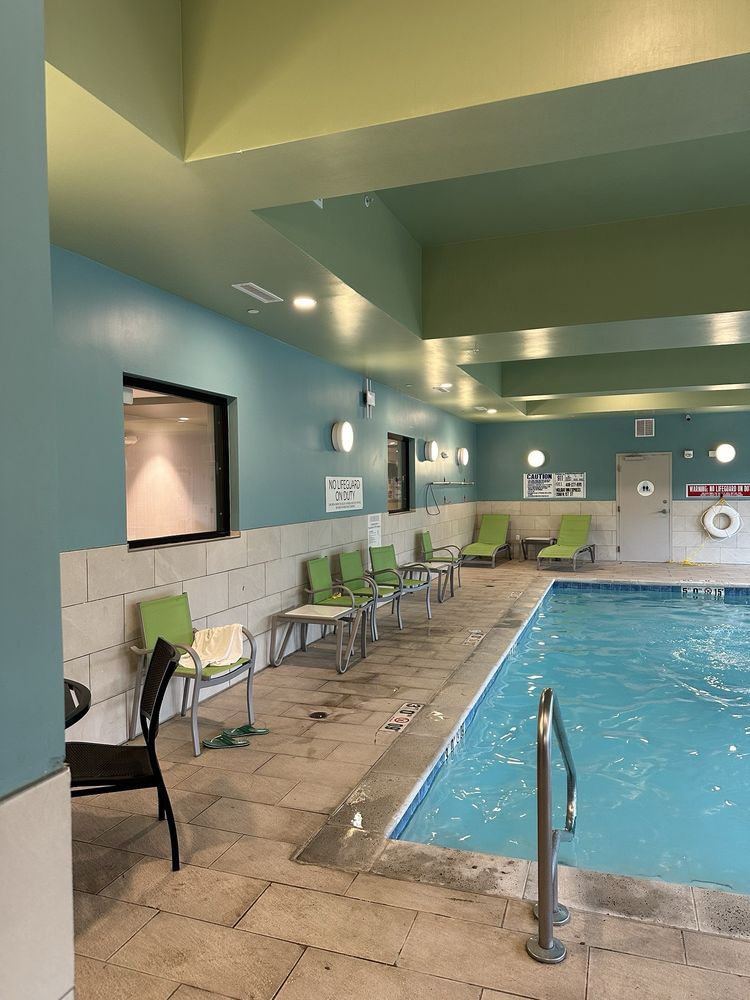 Holiday Inn Express & Suites San Jose Airport - wedding in San Jose, CA