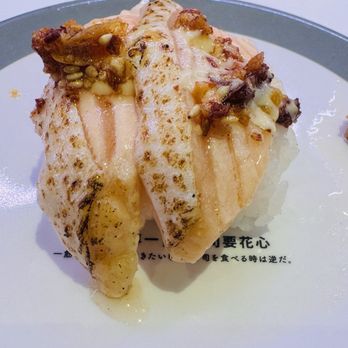 元氣壽司 - Seared salmon with chili crisp - Japanese Near Me - Hong Kong, HK