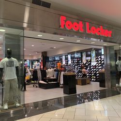Foot Locker Stores - Entrance