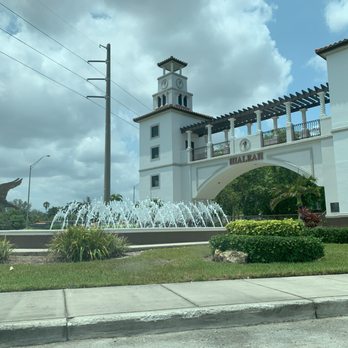 Hialeah Fountain - Current Fountain - Parks Near Me - Hialeah, Florida