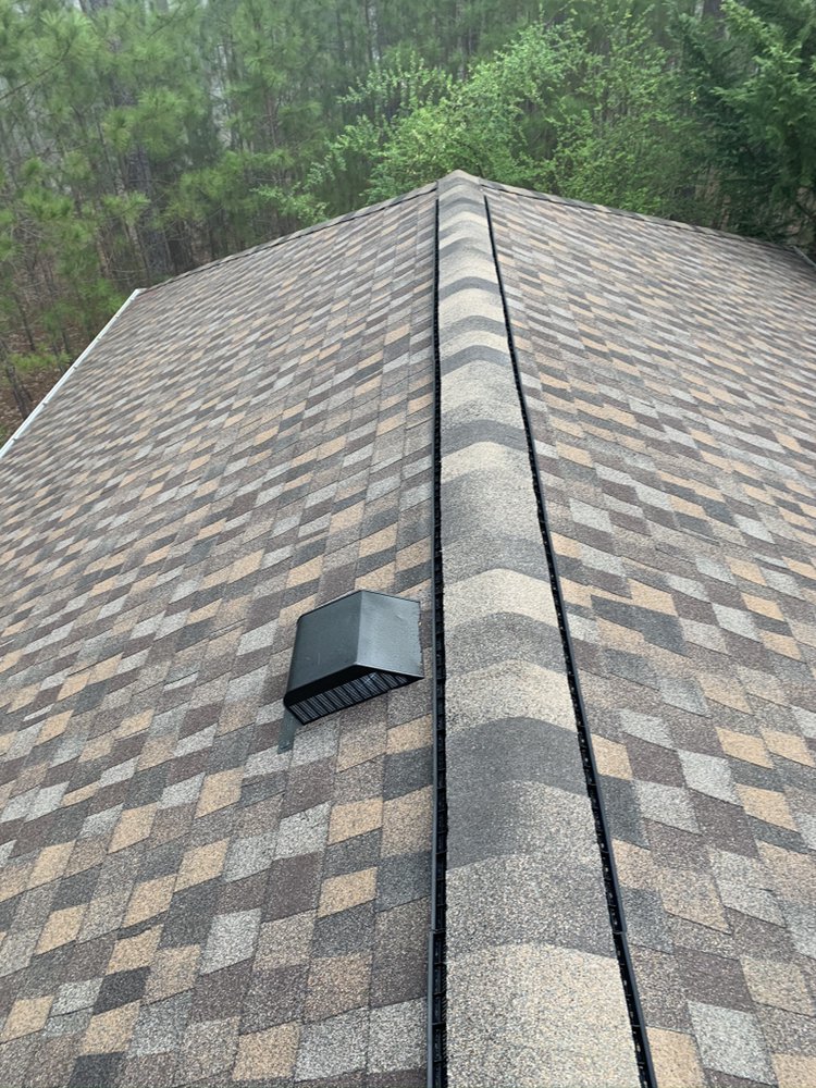 Slide of Glen Bailey Sales & Services