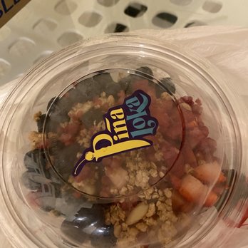 PiñaLoka - Large berry bowl - Acai Bowls Near Me - San Juan, Puerto Rico