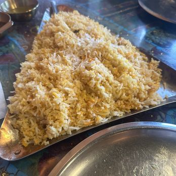 Cafe Maharani - Coconut Rice - Indian Near Me - Honolulu, Hawaii