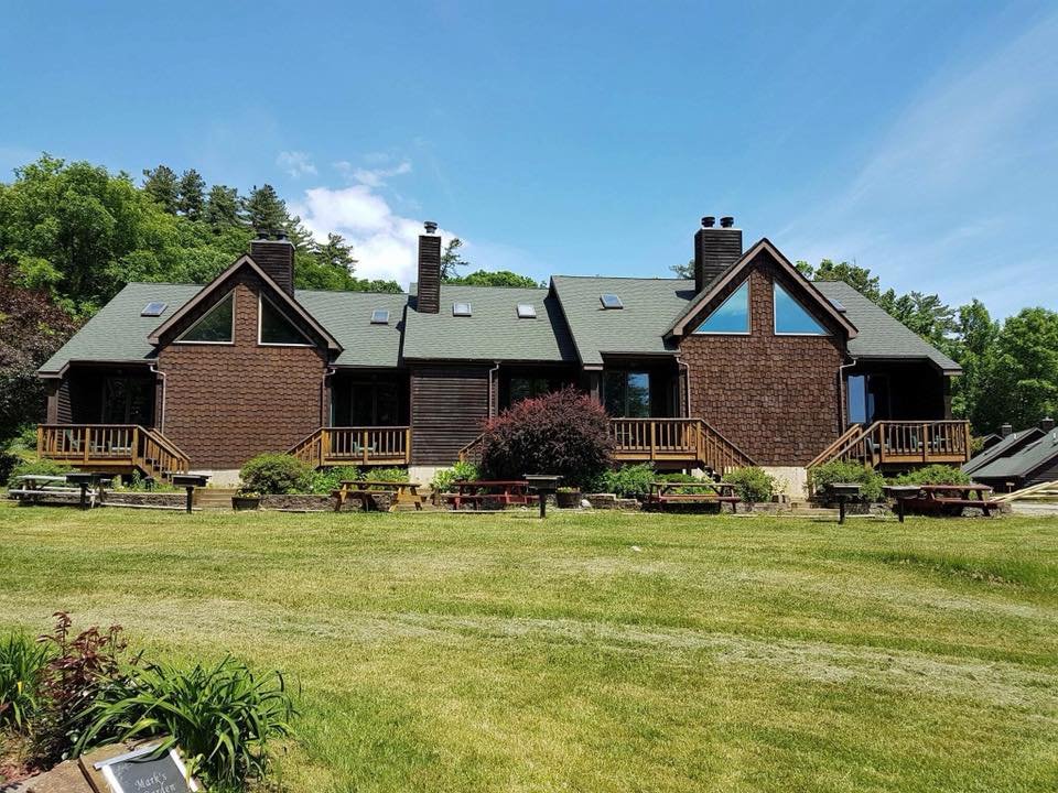 NORTHERN LAKE RESORT Updated October 2024 13 Photos 8074