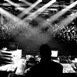 Muv - 2012