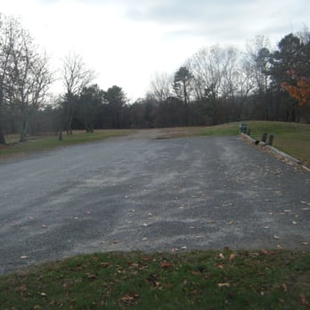 Fueurer Park - Parking lot - Parks Near Me - North Kingstown, Rhode Island Fueurer Park - Parking lot - Parks Near Me - North Kingstown, Rhode Island