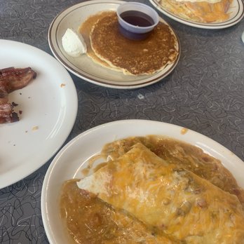 Aunt Alice's Kitchen - Breakfast burrito - American Near Me - Longmont, Colorado Aunt Alice's Kitchen - Breakfast burrito - American Near Me - Longmont, Colorado