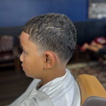 Oscar's Classic Barbershop - Barbers Near Me - Hesperia, California Oscar's Classic Barbershop - Barbers Near Me - Hesperia, California