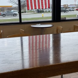 Nasty tables never cleaned Nasty tables never cleaned