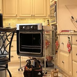 Travis County Appliance Repair - My oven on a cool one-man-stand being repaired.