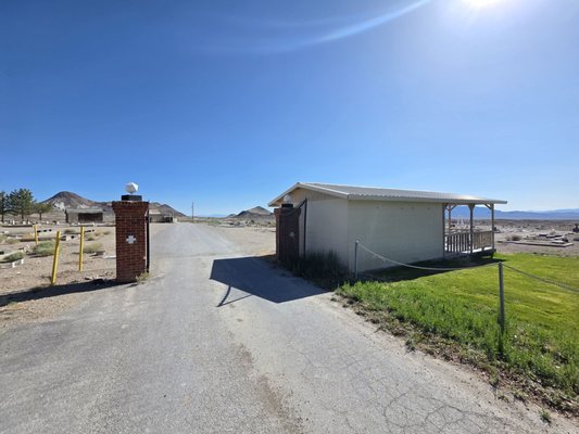 Old Tonopah Cemetery (1901) by null