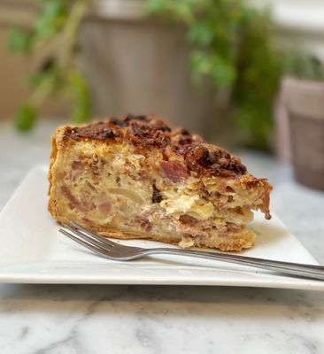 Charlotte Patisserie by null