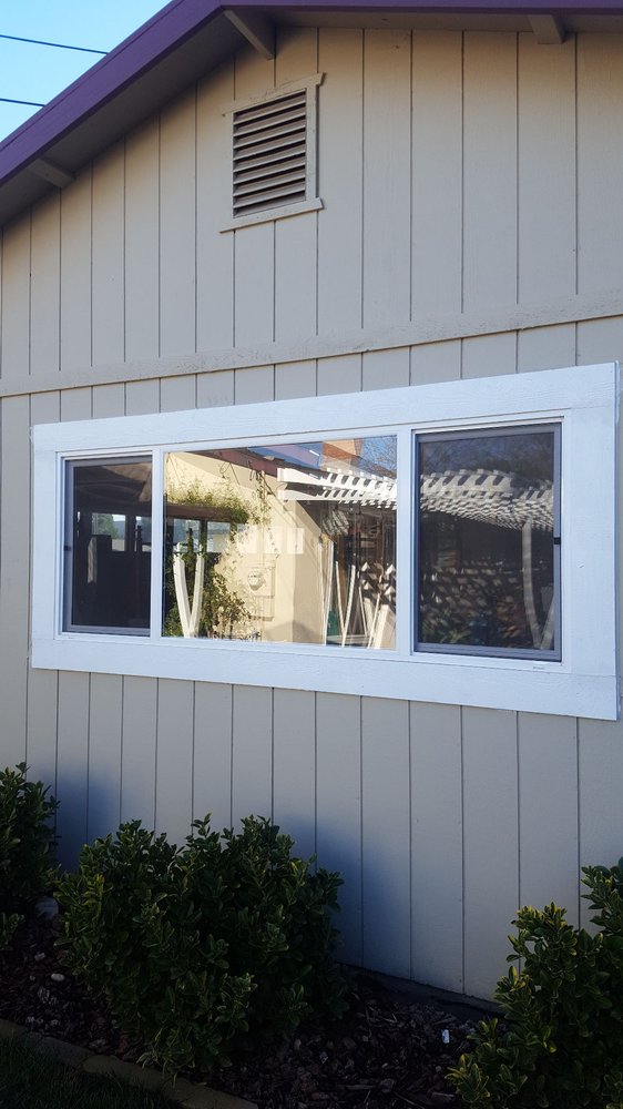 Slide of Gil Carpentry