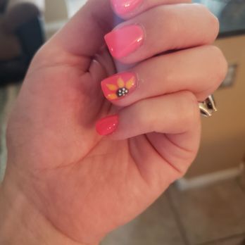 Nail Star Spa - Gel full set with sunflower - Nail Salons Near Me - Henderson, Nevada Nail Star Spa - Gel full set with sunflower - Nail Salons Near Me - Henderson, Nevada