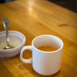 Bay Garden Cafe - Mediocre milk tea, no strong tea taste