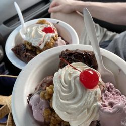 Sweet Scoops - Cougar Pride Sundae x 2!!